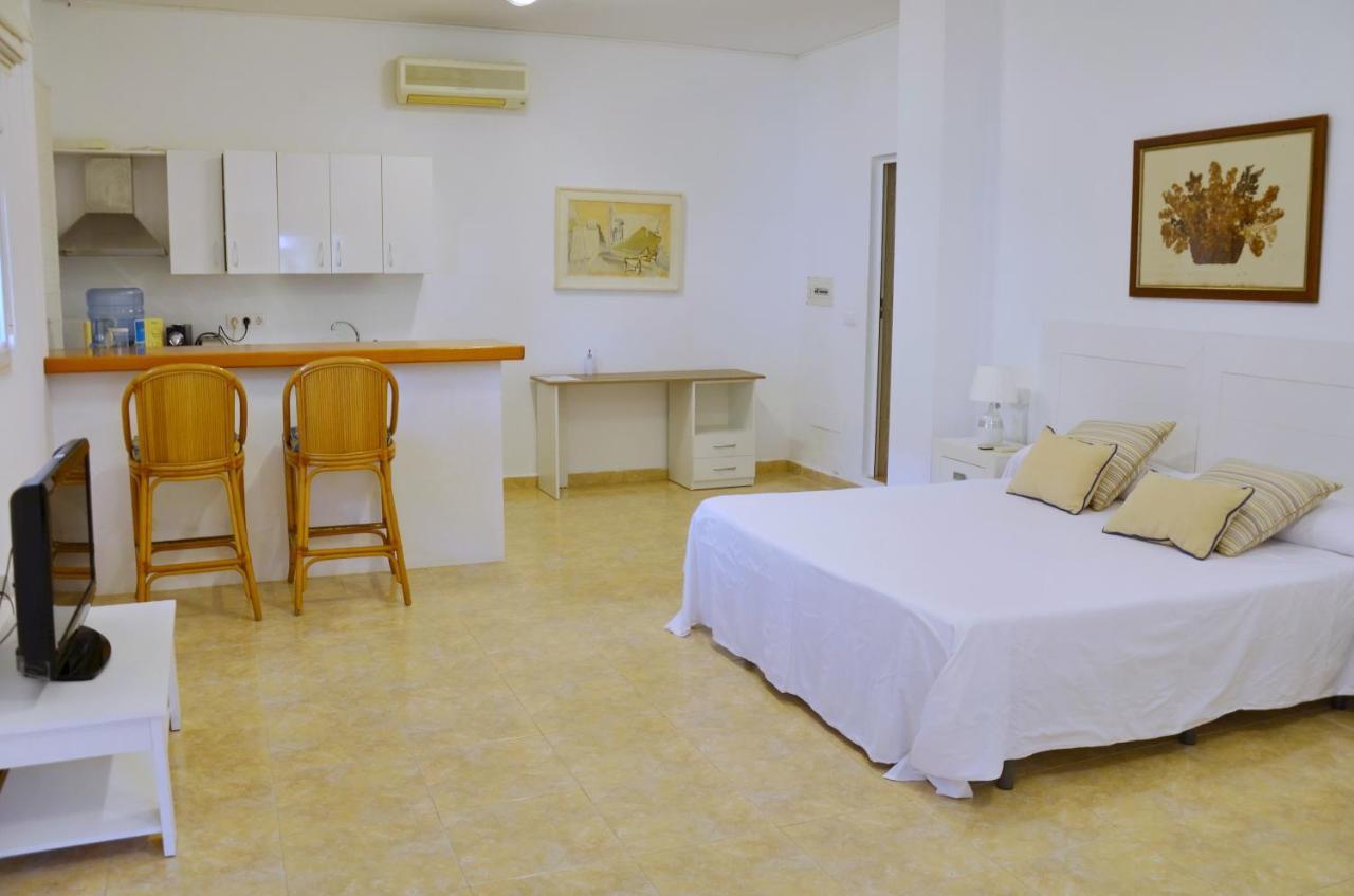 ホテル Cortijo Media Legua ベラ エクステリア 写真